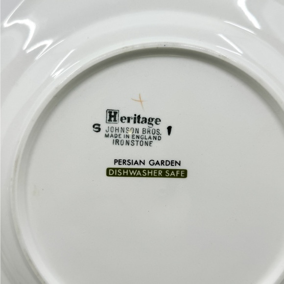Vintage Johnson Brothers Heritage Persian Garden Ironstone China Dinner Plate - Picture 11 of 12